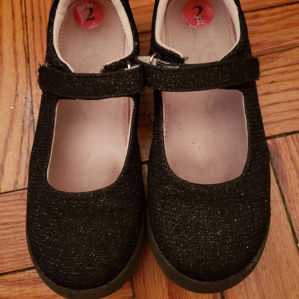 Lil girls school shoes